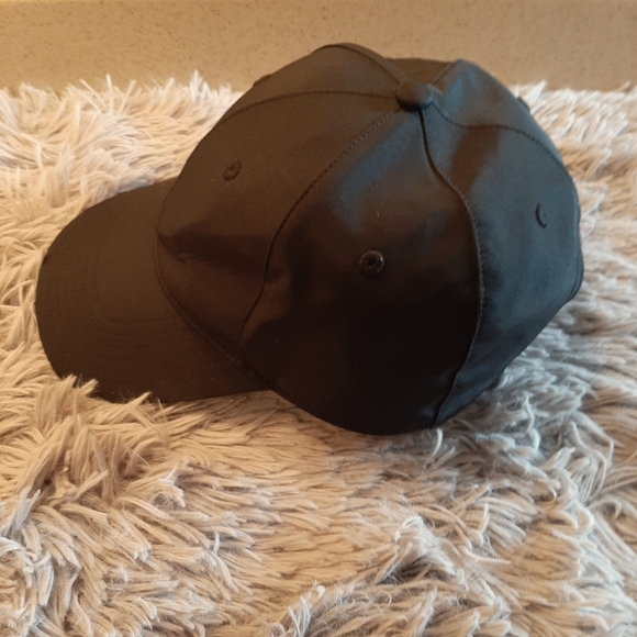 Athleta Black Hat - Picture 9 of 10